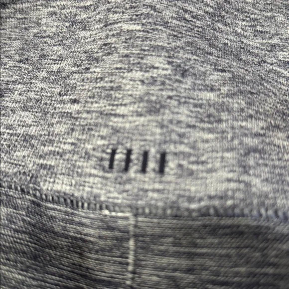 2 pairs of Lululemon leggings size 8 - Picture 8 of 8